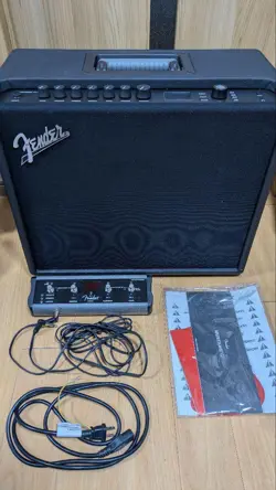 FENDER MUSTANG GT-100