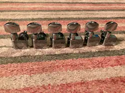 TUNING PEGS STRAT