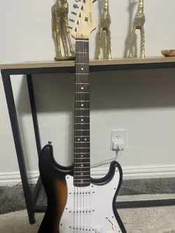 SQUIER BY FENDER SUNBURST STRATOCASTER 6-STRING