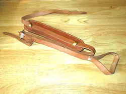 VINTAGE LEATHER GUITAR STRAP