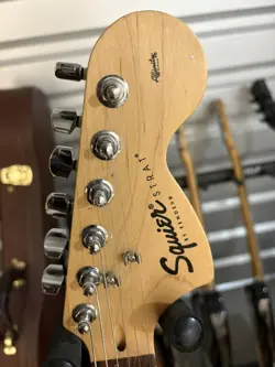 STRATOCASTER VERY