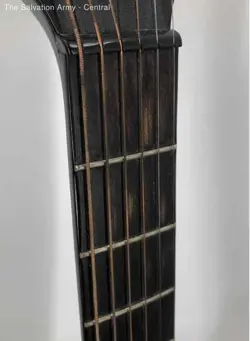 INSTRUMENT DREADNOUGHT