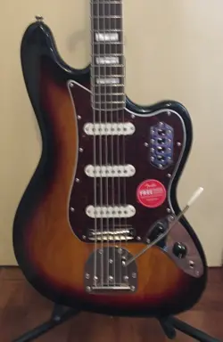 SQUIER BY FENDER CLASSIC VIBE BASS VI ELECTRIC BASS GUITAR IN SUNBURST