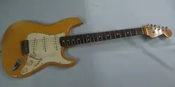 FENDER  62 STRATCASTER WH R