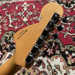 FENDER CLASSIC SERIES '70S STRATOCASTER