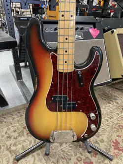 1972 FENDER PRECISION BASS