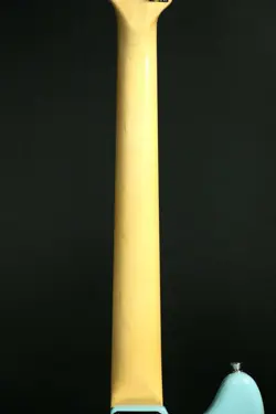 MUSTANG ROSEWOOD DAPHNE