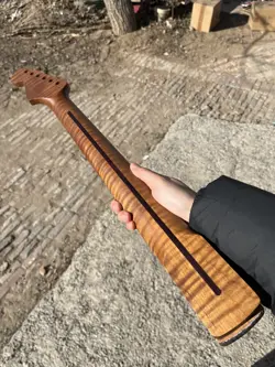 ELECTRIC GUITAR NECK  ROSEWOOD 22 FRETS ROASTED FLAME MAPLE FENDER STRAT HANDLE