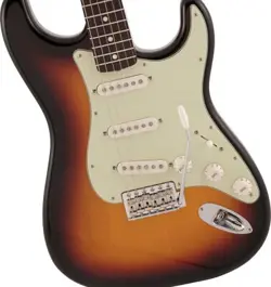 FENDER MADE IN JAPAN TRADITIONAL 60S STRATOCASTER 3-COLOR SUNBURST