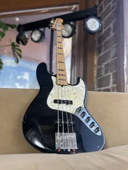 FENDER MIJ GEDDY