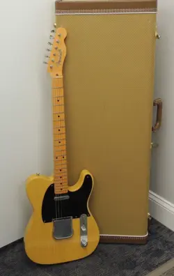 CLOSET CLASSIC PRE-OWNED