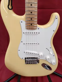 FENDER MEXICO PLAYER STRAT MN E GUITAR SAFE DELIVERY FROM JAPAN