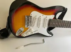 SUNBURST STRATOCASTER STYLE