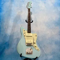 2024 FENDER TRADITIONAL II 60'S JAZZMASTER FSR DAPHNE BLUE WITH HEADSTOCK JAPAN