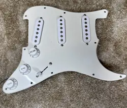 UNBRANDED FENDER STRATOCASTER LOADED SINGLE COIL PICKUPS