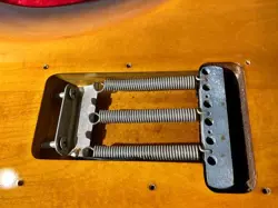 BASSWOODBODY MAPLE NECK