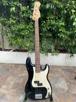 FENDER PLAYER STANDARD PRECISION BASS RW