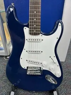 FENDER SQUIER STRATOCASTER AFFINITY SERIES ELECTRIC GUITAR