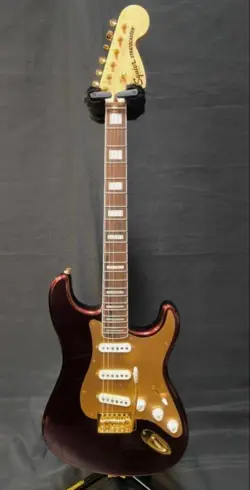 SQUIER BY FENDER ELECTRIC GUITAR 40TH ANNIVERSARY STRATOCASTER ELECTRIC GUITAR