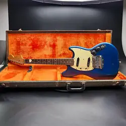 1965-66 FENDER MUSTANG