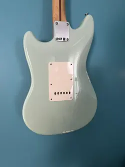 60TH ANNIVERSARY GUITAR