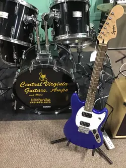 SQUIER MUSTANG BY FENDER
