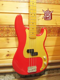 FENDER VINTERA '50S PRECISION BASS