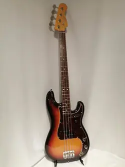 FENDER USA ELECTRIC BASS PRECISION BASS