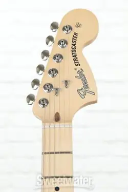 FENDER AMERICAN PERFORMER STRATOCASTER HSS - BLACK WITH MAPLE FINGERBOARD