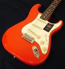 II SRATOCASTER
