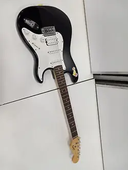 BLACK & WHITE FENDER GUITAR
