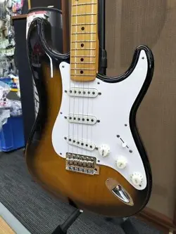 FENDER JAPAN C50ST TRADITIONAL 50S ELECTRIC GUITAR USED