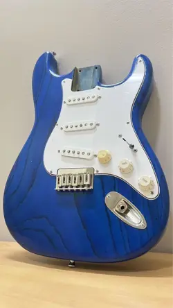 BRAND STRATOCASTER BODY