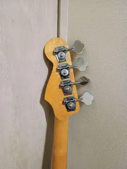 FENDER-STYLE ELECTRIC