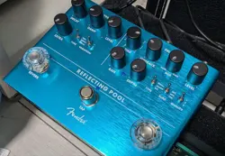 FENDER REFLECTING POOL GUITAR EFFECTOR