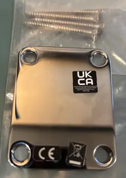 FENDER VINTERA II 60S RI PRECISION BASS NECK PLATE