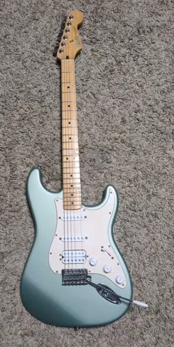 2003 FENDER STRATOCASTER SAGE GREEN METALLIC MAPLE ELECTRIC GUITAR MEXICO NICE