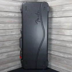 FENDER HARDSHELL CASE MOLDED STRATOCASTER/TELECASTER CASE GREAT CONDITION! (L)