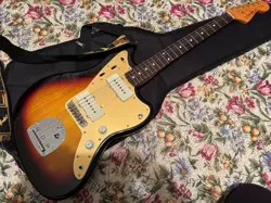 MIJ TRADITIONAL60S JAZZMASTER