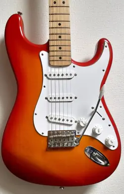 FENDER JAPAN/U SERIAL RED SUNBURST