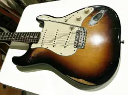 STRATOCASTER 2012 W/HARD