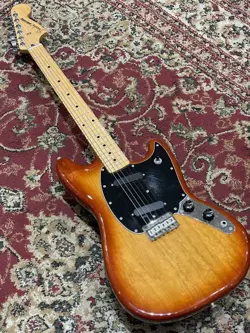 FENDER MUSTANG MN SSB 75