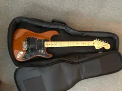STRATOCASTER;