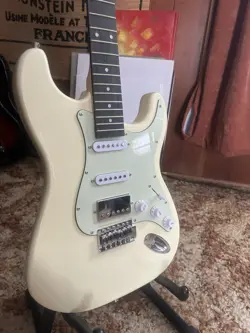STRATOCASTER PARTSCASTER FENDER