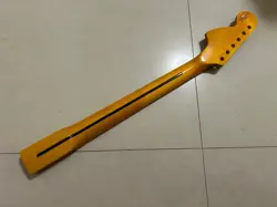 YELLOW FULL SCALLOPED