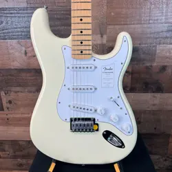 FENDER STANDARD STRATOCASTER ELECTRIC GUITAR, OLYMPIC WHITE, FREE SHIP, 036