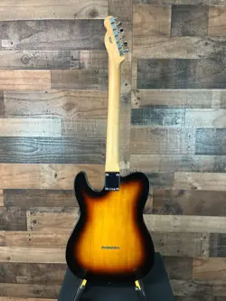 3-COLOR SUNBURST FINISH