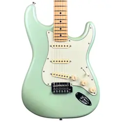 FENDER STRATOCASTER PLAYER SERIES SURF PEARL (USED)