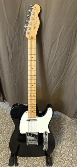STANDARD GUITAR MADE