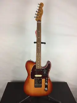 EXCELLENT FENDER PLAYER PLUS NASHVILLE TELECASTER ELECTRIC GUITAR, PAU FERRO FIN